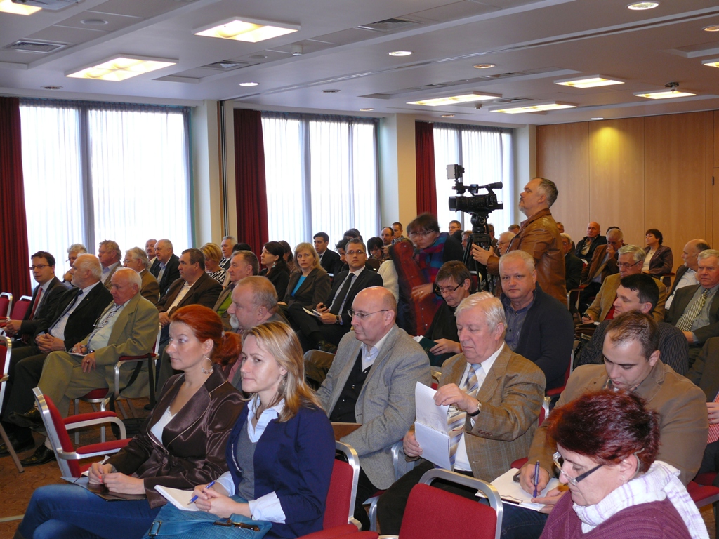 Konferencia: Tendenciák a szántóföldi növénytermesztésben